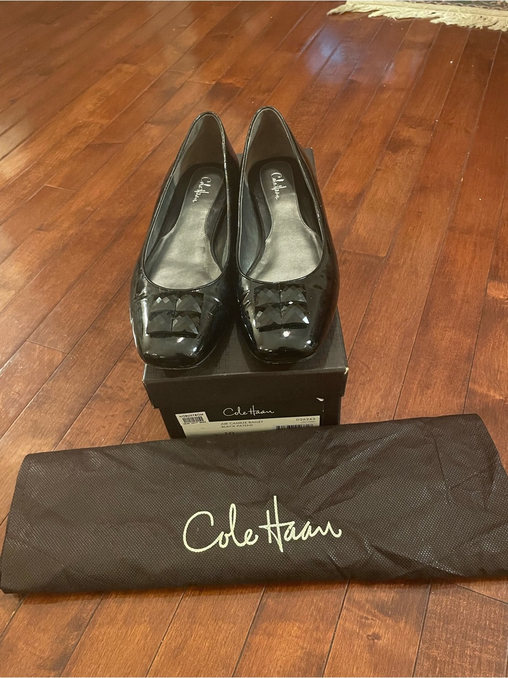 Cole Haan Air Camille Black Patent Ballet Flats with Faceted Toe Accent - 10AA